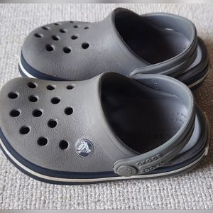 Toddler crocs